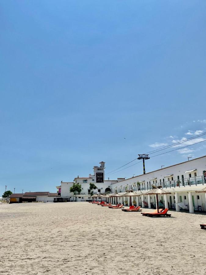 Hostel Cazino Nord Rooms Mamaia Esterno foto
