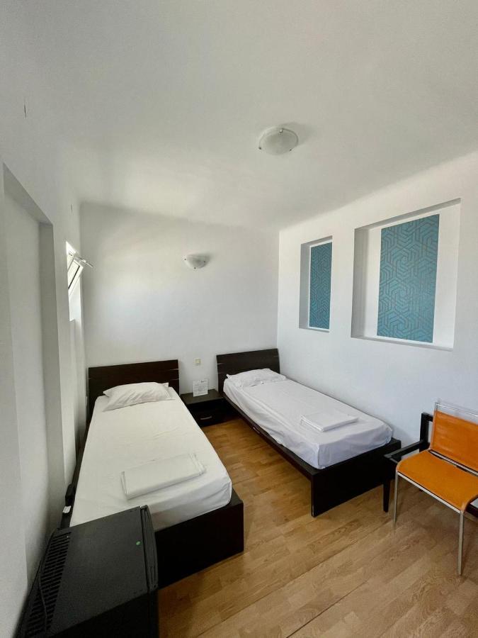 Hostel Cazino Nord Rooms Mamaia Esterno foto