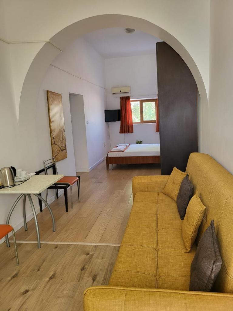 Hostel Cazino Nord Rooms Mamaia Esterno foto