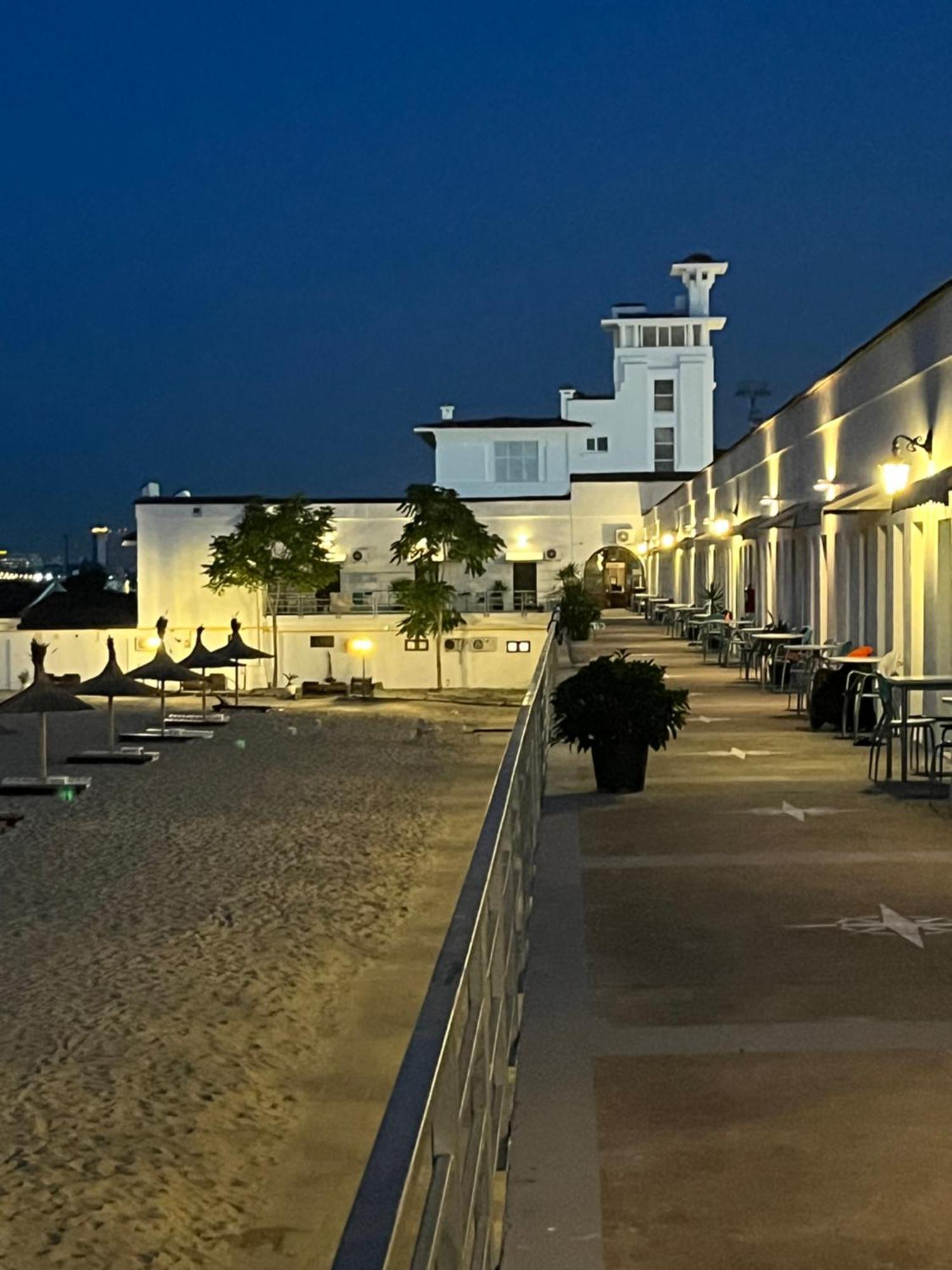 Hostel Cazino Nord Rooms Mamaia Esterno foto