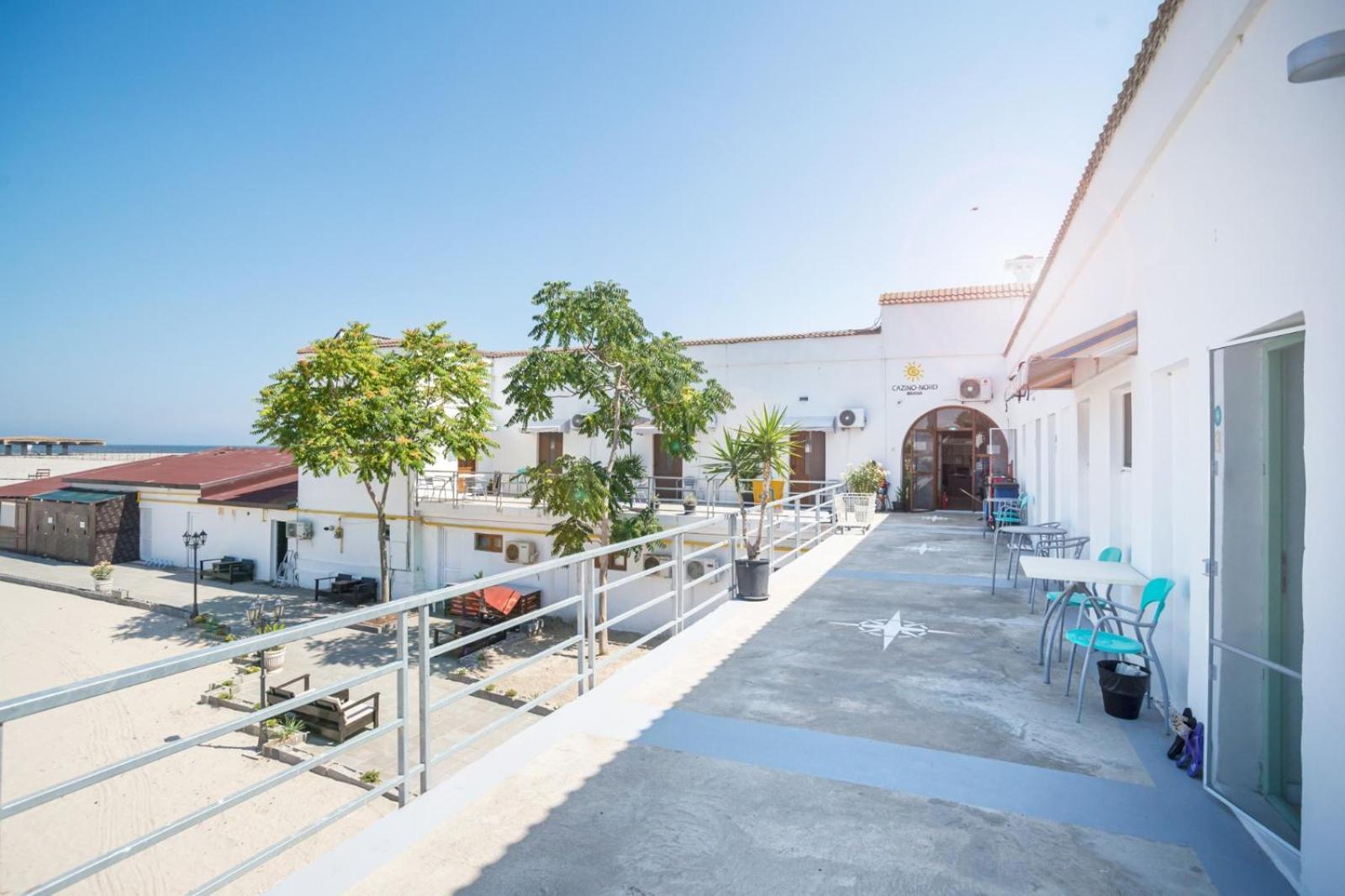 Hostel Cazino Nord Rooms Mamaia Esterno foto